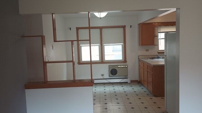 Building Photo - 8902 N Wisner St