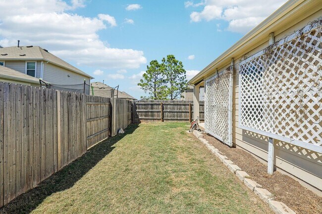 Building Photo - 191 Light Timber Rd