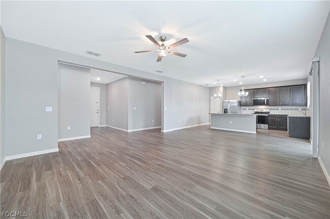 Building Photo - 17325 Coastal Ridge Dr