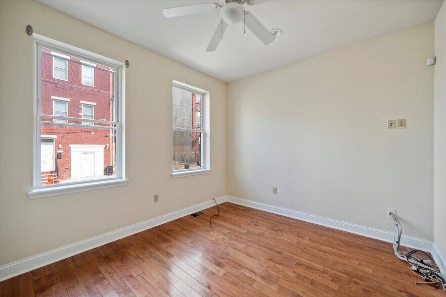 Building Photo - 1916 N 18th St