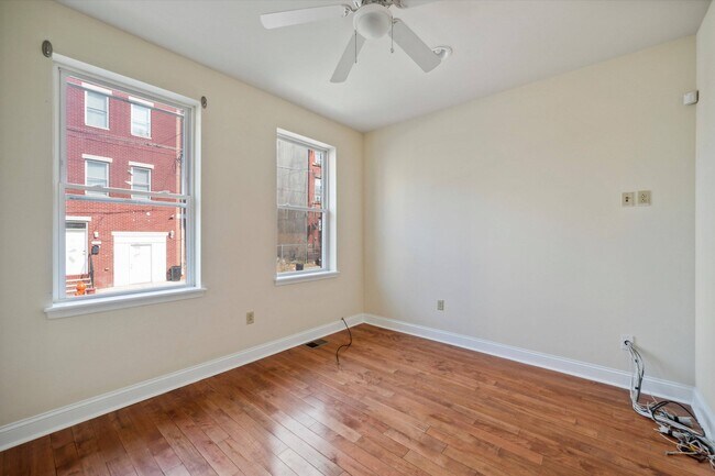 Building Photo - 1916 N 18th St