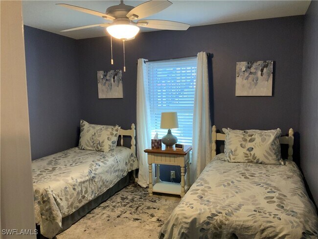 Building Photo - 5530 Rattlesnake Hammock Rd