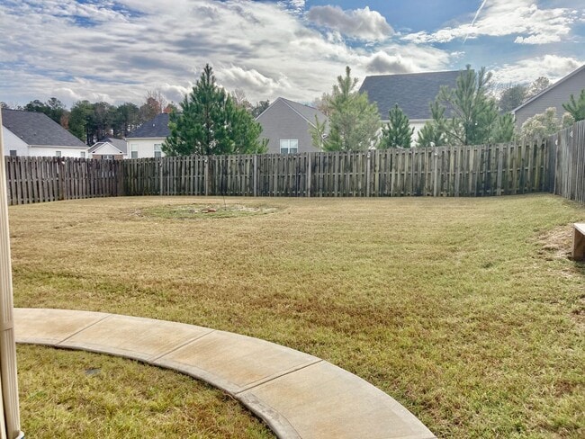 Building Photo - 8758 Crenshaw Dr