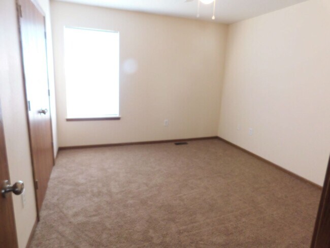 Building Photo - 5801 Canaveral Dr