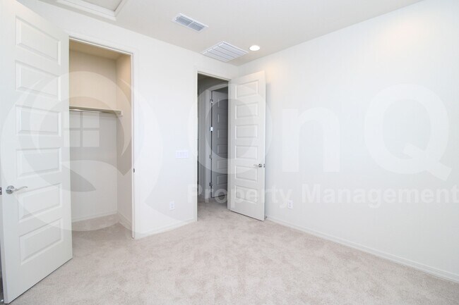 Building Photo - 13769 W Forest Pleasant Pl