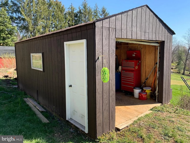 Building Photo - 7007 Edgemont Rd