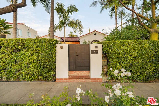 Building Photo - 826 N Kilkea Dr