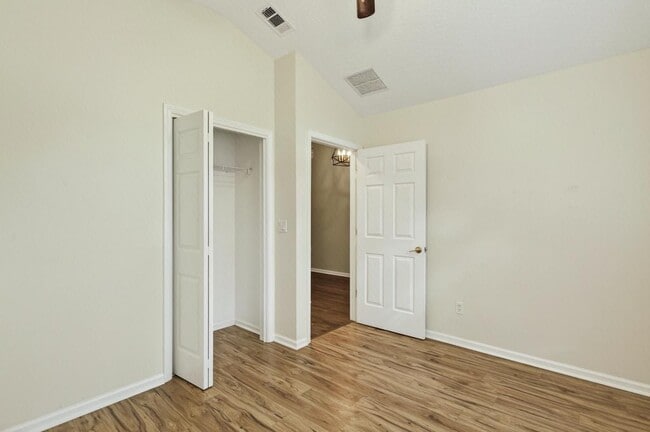 Building Photo - 1727 Canopy Oaks Dr