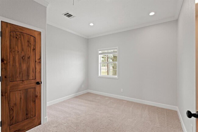 Building Photo - 35408 FM 1488