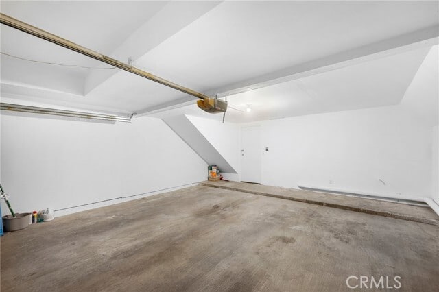 Building Photo - 8958 Burnet Ave