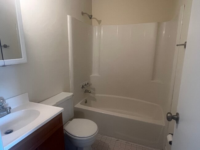 Building Photo - 38365 North Ln