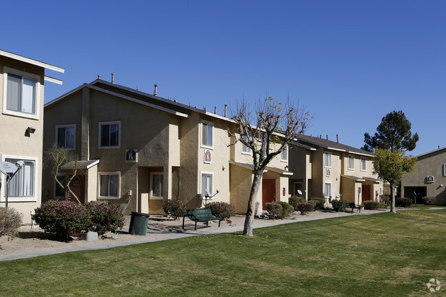 Primary Photo - Pie De La Cuesta Apartments