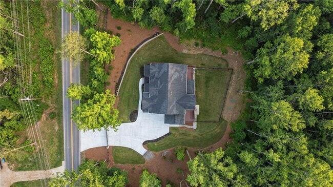 Building Photo - 15448 Hopewell Rd