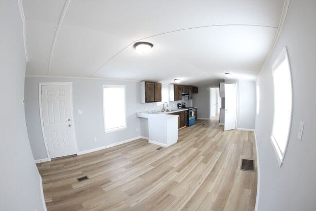 Building Photo - 7025 Ottis Ln