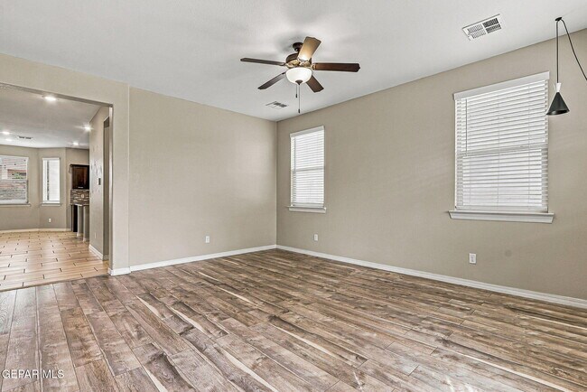 Building Photo - 14525 Juan Diego Dr