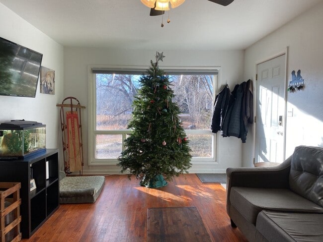 Building Photo - 1724-1726 Morningside Dr