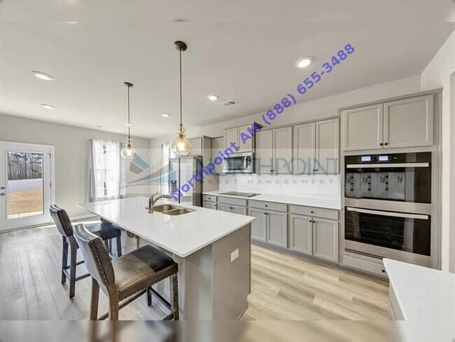 Building Photo - Beautiful Home for Lease in Locust Grove