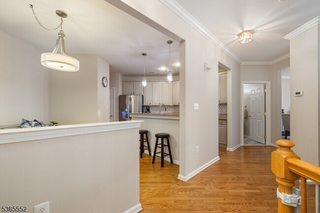 Building Photo - 18 Henning Terrace