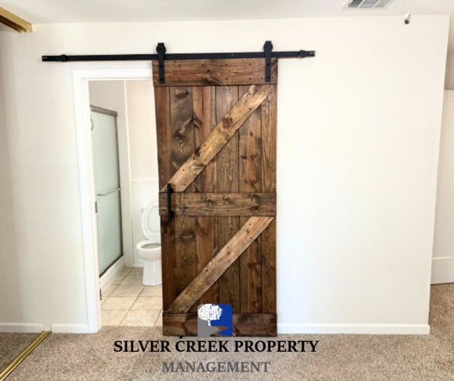 Building Photo - Available Now! Beautiful Updated Townhome in Desirable Northwood Commons | 3 Bed, 2.5 Bath