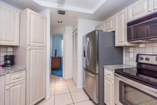 Building Photo - 501 Muirfield Ct