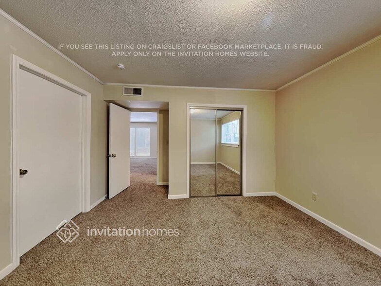 Building Photo - 2695 Merry Oaks Trail
