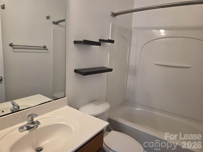Building Photo - 109 Chawton Ln
