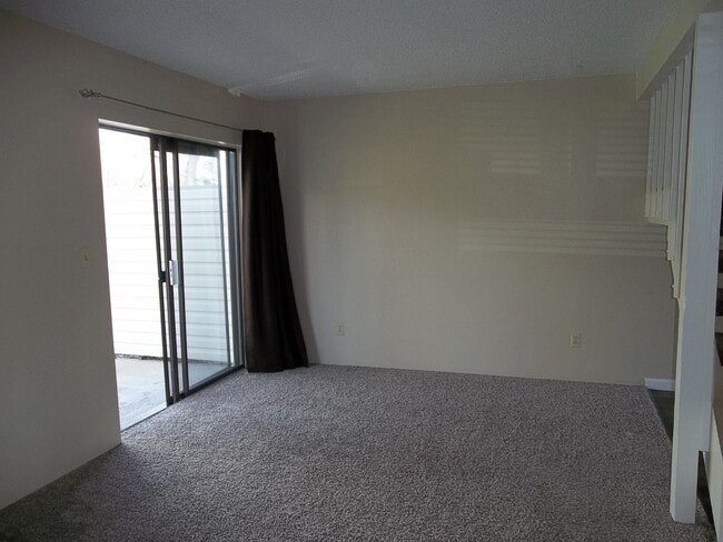 Building Photo - Bright & Airy Condo Near CSU and Bike Paths