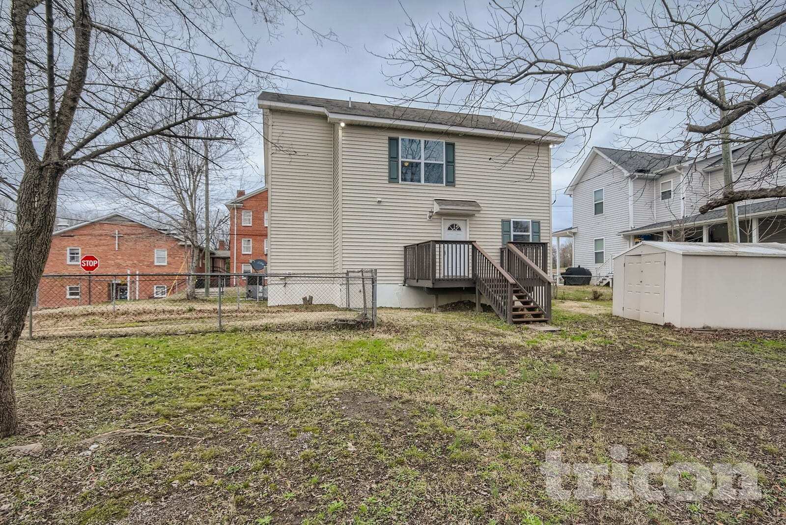 Building Photo - 247 Young Ave SW