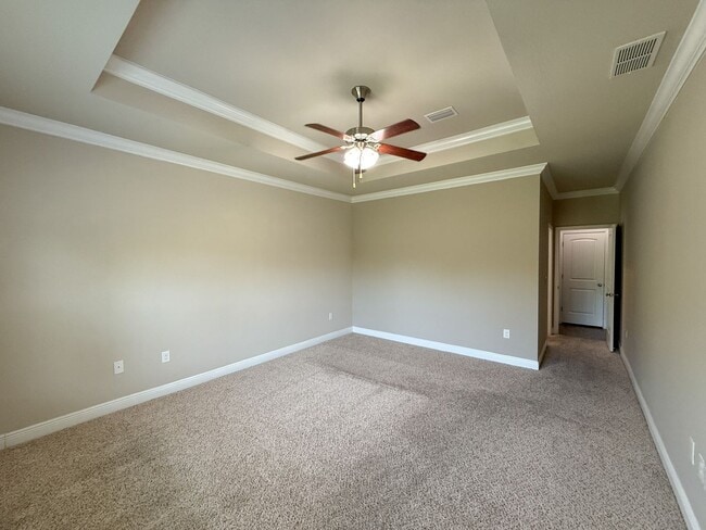 Building Photo - Spacious 4 bedroom 2.5 bath Home for Rent ...