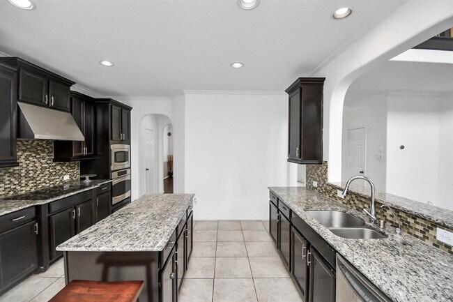 Building Photo - 26535 Ashwood Creek Ln