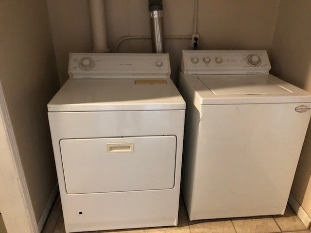 Building Photo - CUTE 2 BEDROOM 1 BATH HOME IN FERNDALE $1250