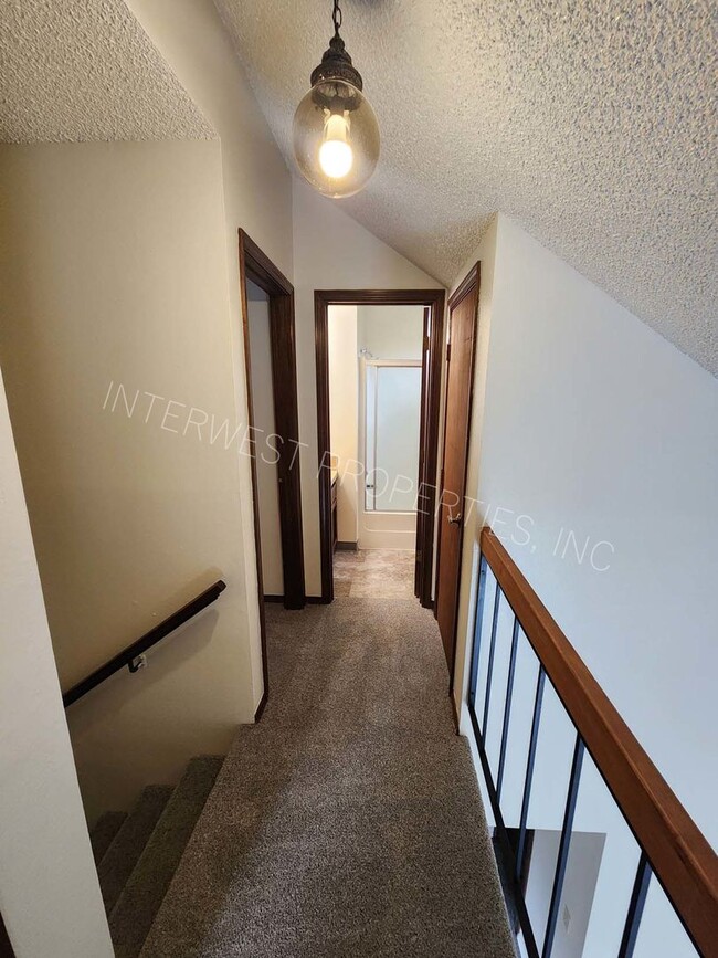 Building Photo - ***1ST MONTH'S RENT FREE PROMO***3 Bd that...