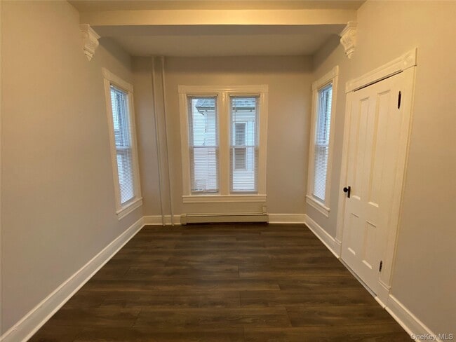 Building Photo - 126 Garden St