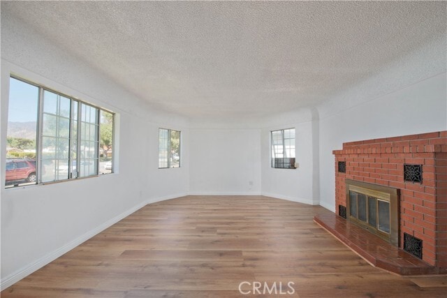 Building Photo - 1106 N San Gabriel Ave