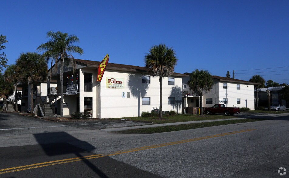 Heritage Palms Apartments 2419 Hanson St Fort Myers FL 33901