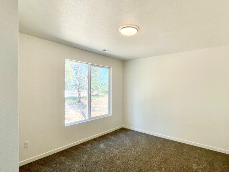 Building Photo - 12815 N Jaydee Ln