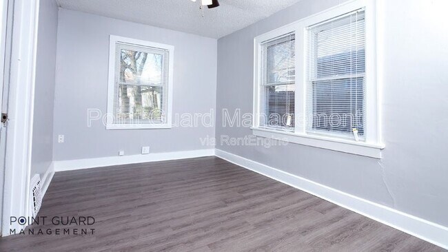 Building Photo - 135 S Minneapolis St