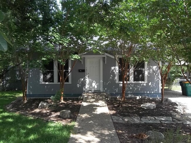 Primary Photo - CUTE 2 BEDROOM