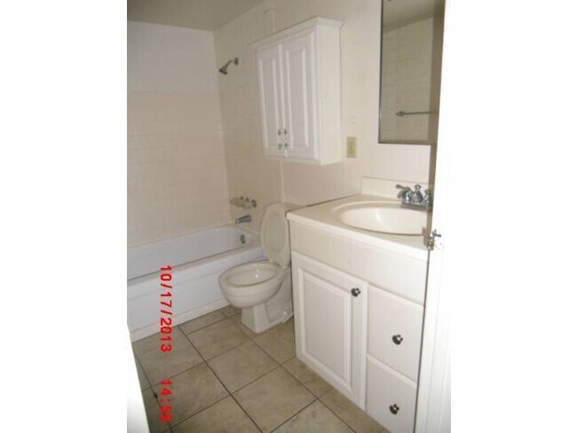 Building Photo - Affordable 1 Bedroom Condo in Central Las ...