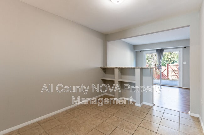 Building Photo - 1438 Cottonwood Ct