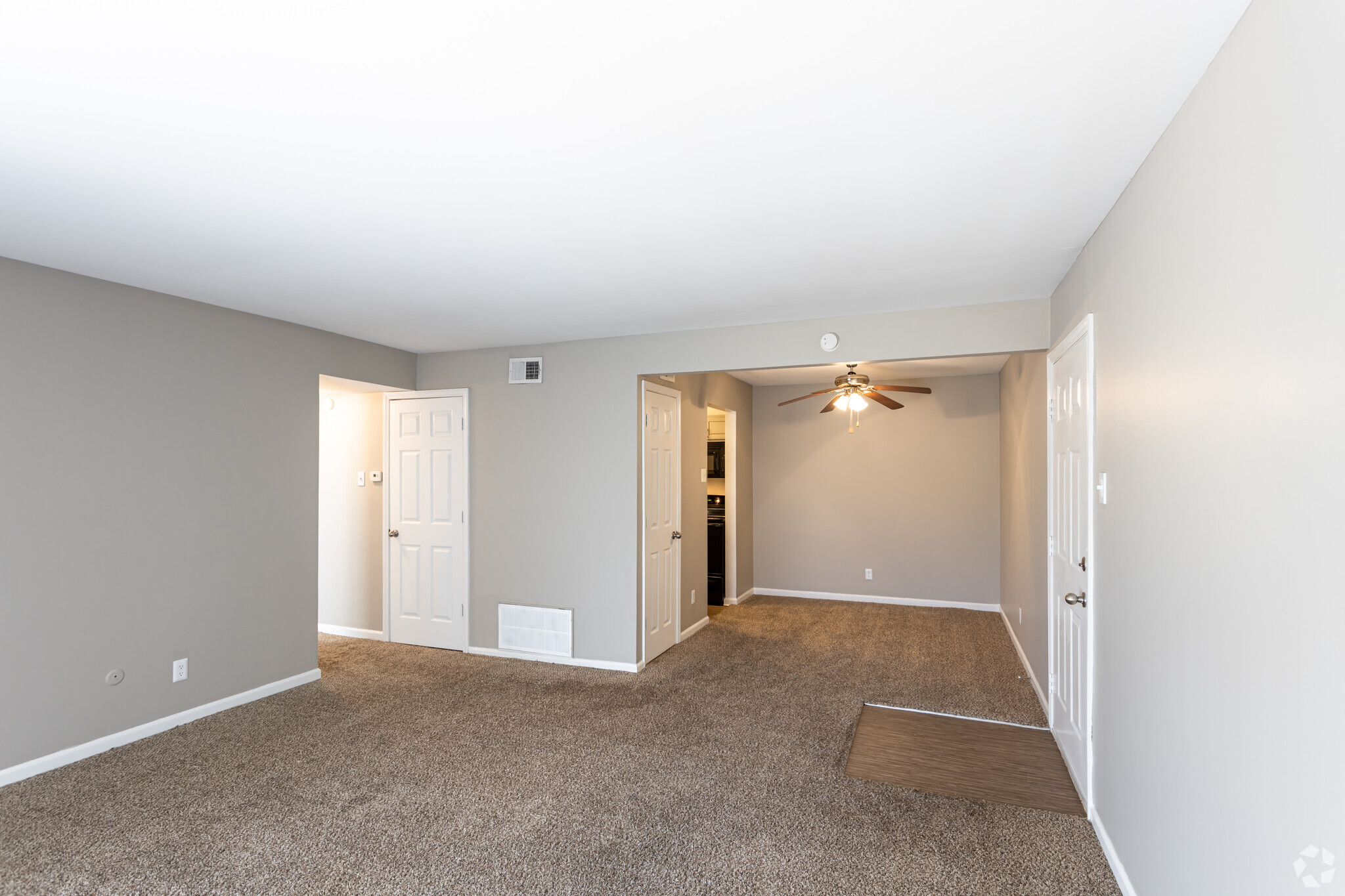 Bluemont Living and Dining Room - Arlington Apartment Homes