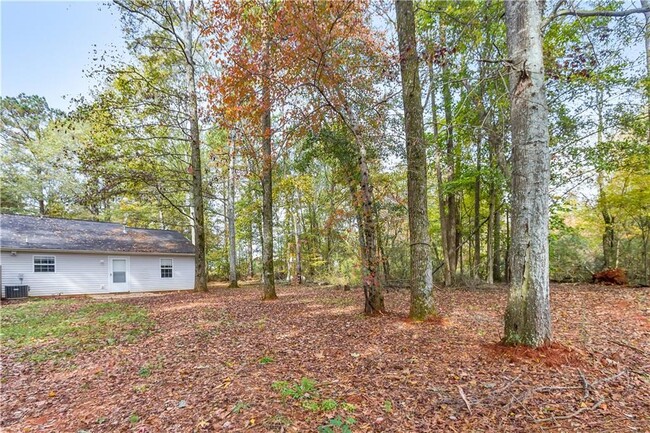 Building Photo - 1727 Oak Grove Church Rd