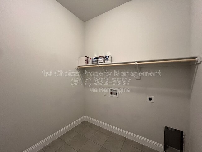 Building Photo - 15124 Roderick Rd