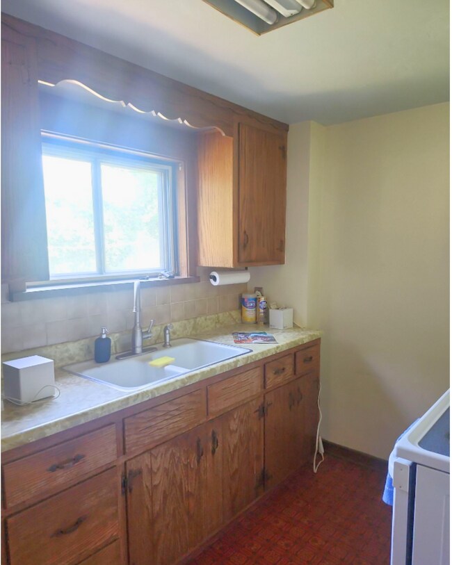 Building Photo - 5606/5610 Badger Court