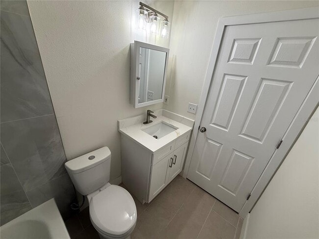 Building Photo - 3455 Countryside Blvd