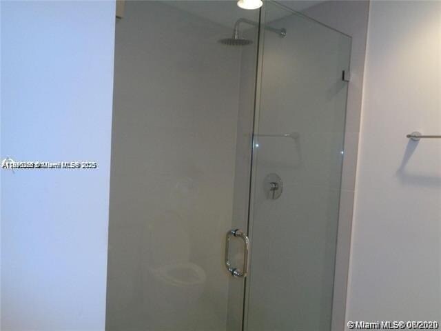 Building Photo - 2600 E Hallandale Beach Blvd
