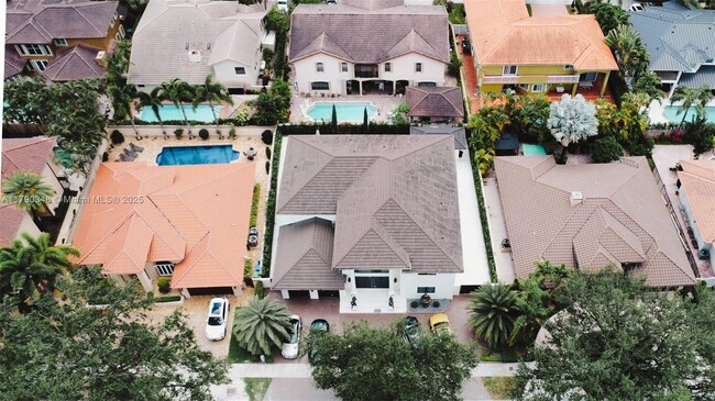 Building Photo - 8450 NW 169th Terrace