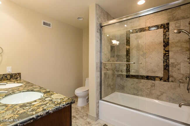 Building Photo - 3805 Mainsail Cir