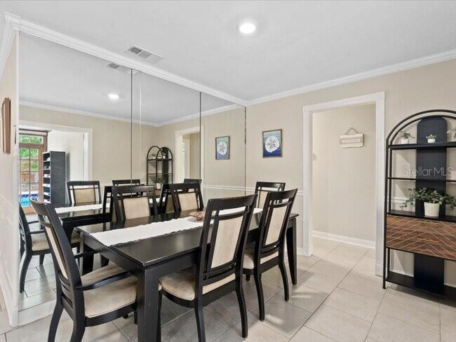 Building Photo - 2226 Fairfield Ave