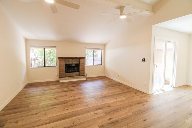 Building Photo - Updated and Spacious 2-Bed, 2-Bath House with Garage in Marvin Gardens